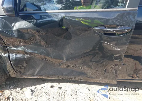 2018 Toyota Corolla Le z USA, uszkodzony, nr VIN 2T1BURHE8JC011207